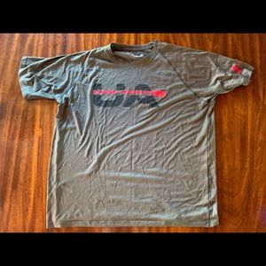 Under armor t shirt